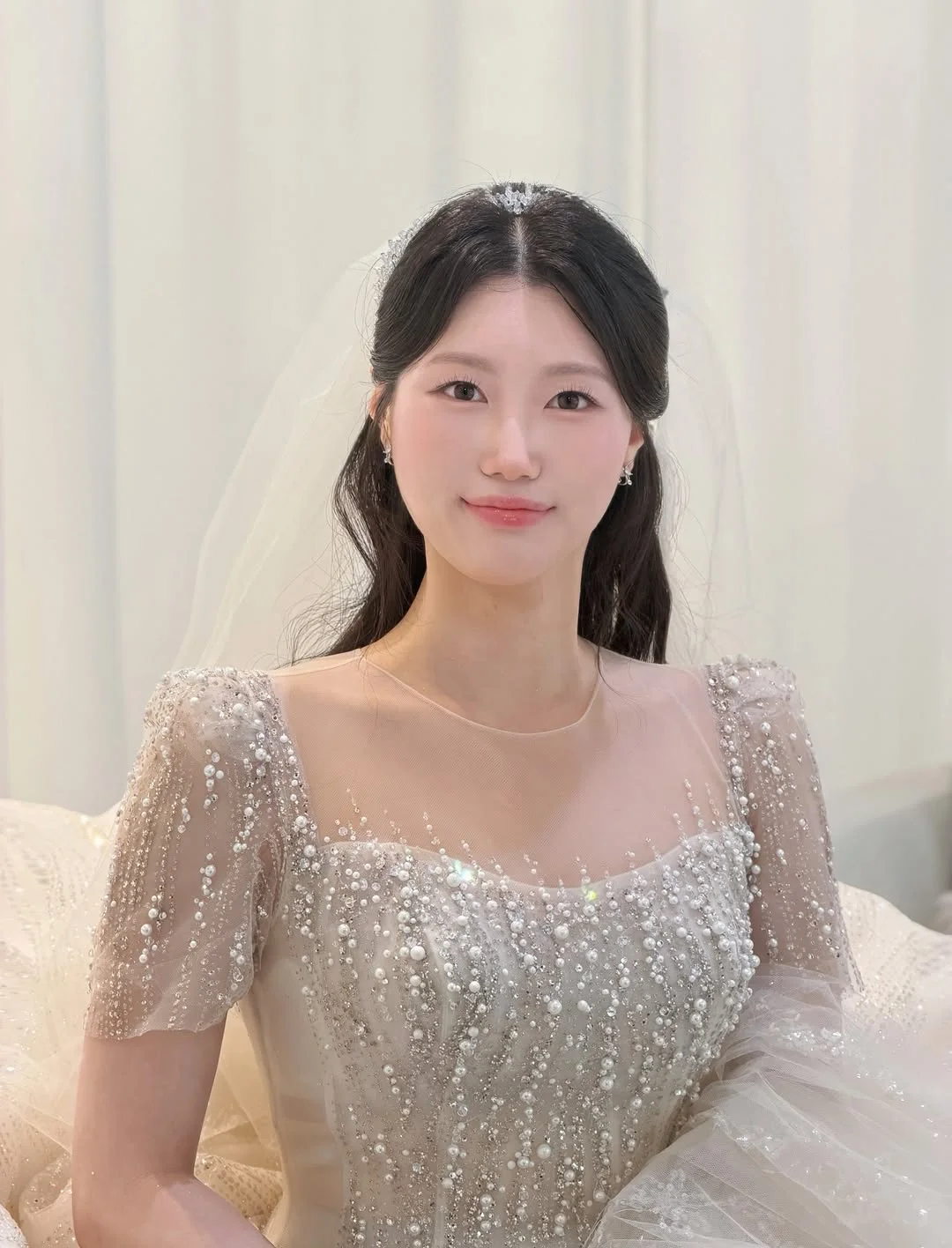 웨딩마치 볼가운