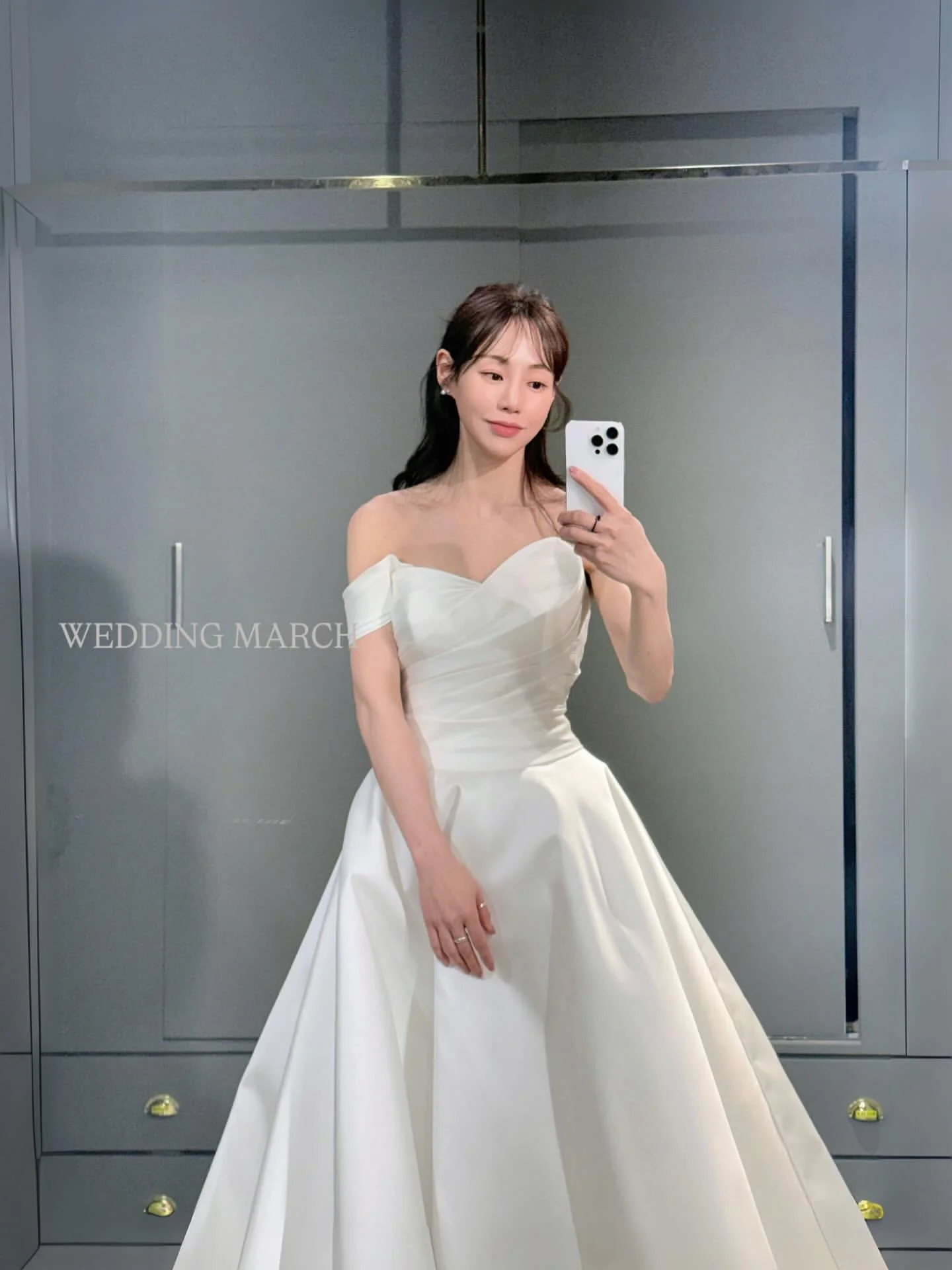 웨딩마치 슬림핏